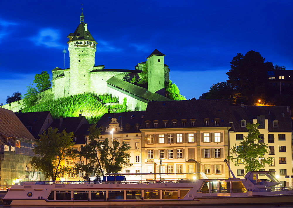 Munot Castle, 16th century fortress, Schaffhausen, Switzerland, Europe 