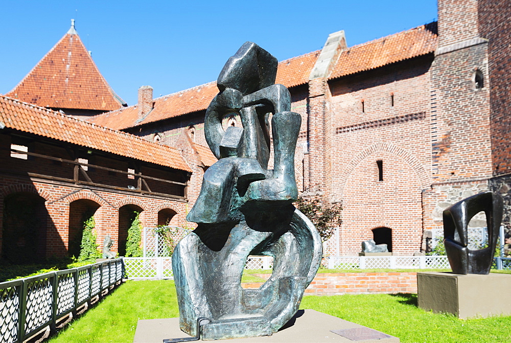 Medieval Malbork Castle, Marienburg Fortress of Mary, UNESCO World Heritage Site, Pomerania, Poland, Europe 