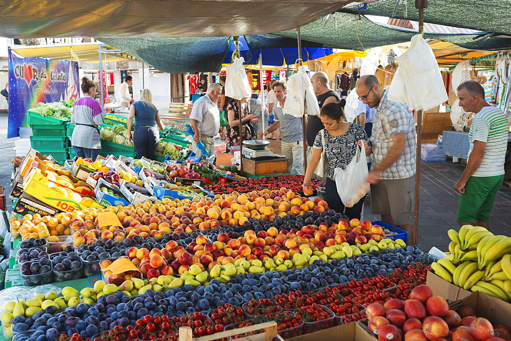 Sunday market, Marsaxlokk harbour, Malta, Europe