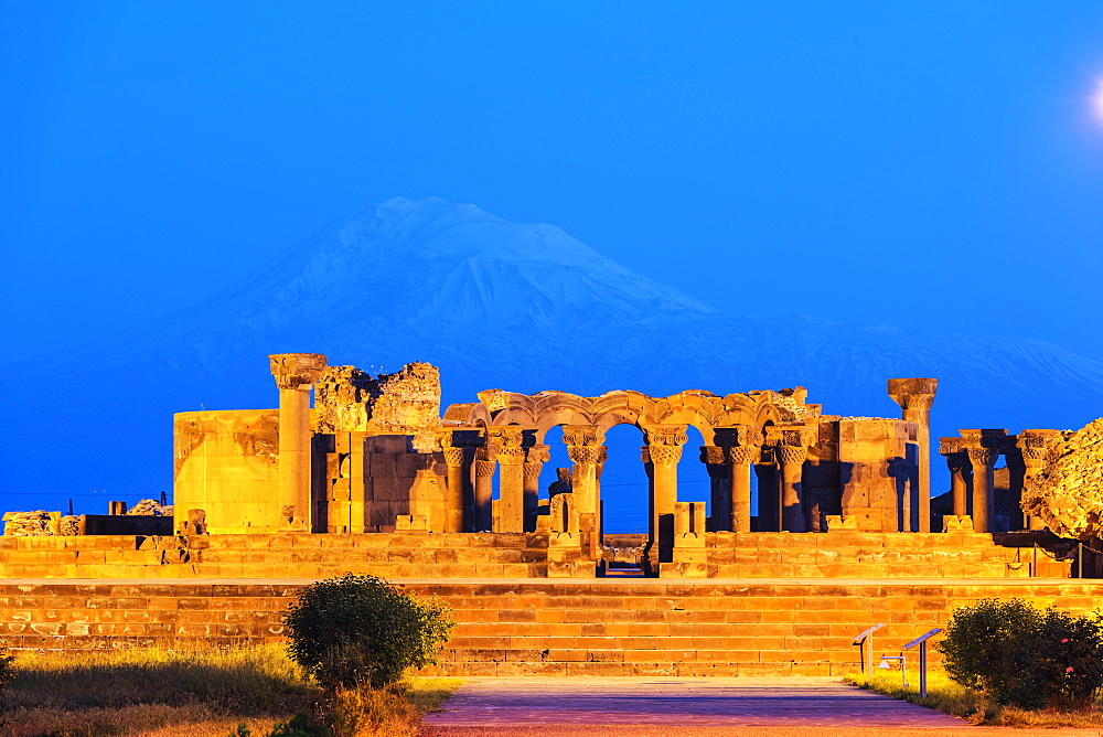 Zvartnots archaeological ruin, UNESCO World Heritage Site, Mount Ararat in Turkey behind, Armenia, Caucasus, Central Asia, Asia