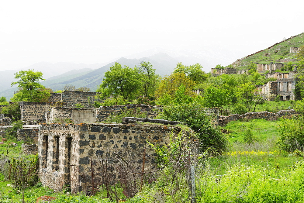 Damaged houses in Karvachar, independent Armenian enclave within Azerbaijan, Nagorno-Karabakh, Armenia, Caucasus, Central Asia, Asia