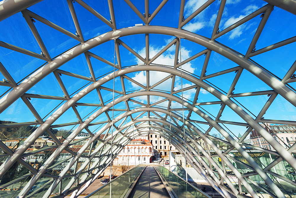 Bridge of Peace on Mtkvari River, Tbilisi, Georgia, Caucasus, Central Asia, Asia