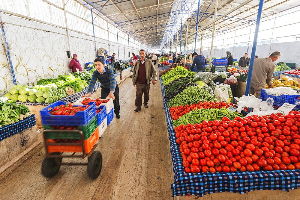 Fresh produce market, Fethiye, Anatolia, Turkey, Asia Minor, Eurasia