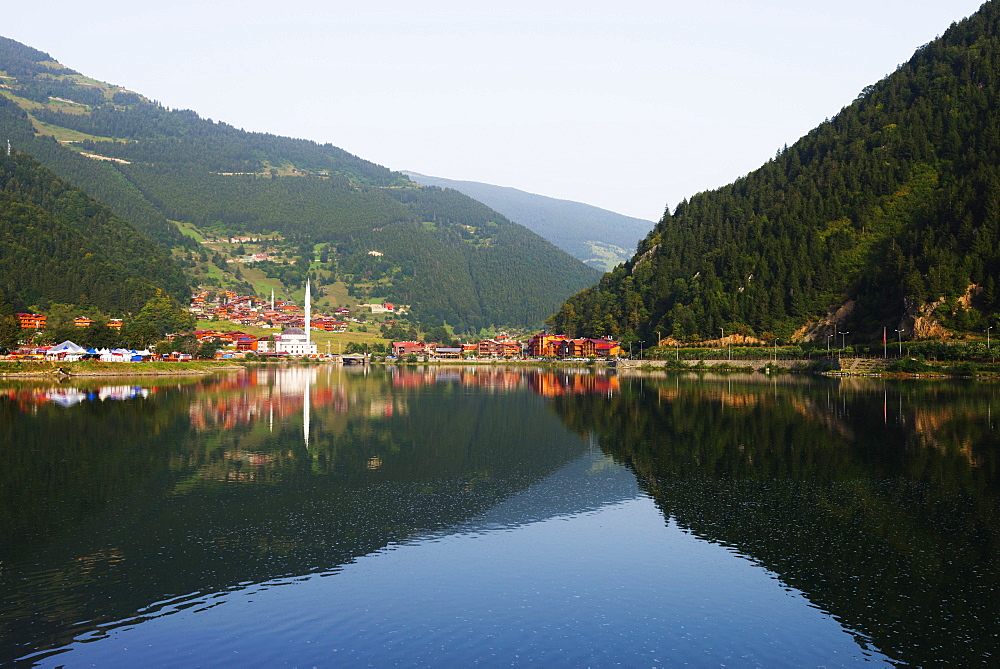 Lakeside mosque, Uzungol alpine resort, Black Sea Coast area, Trabzon Province, Anatolia, Turkey, Asia Minor, Eurasia