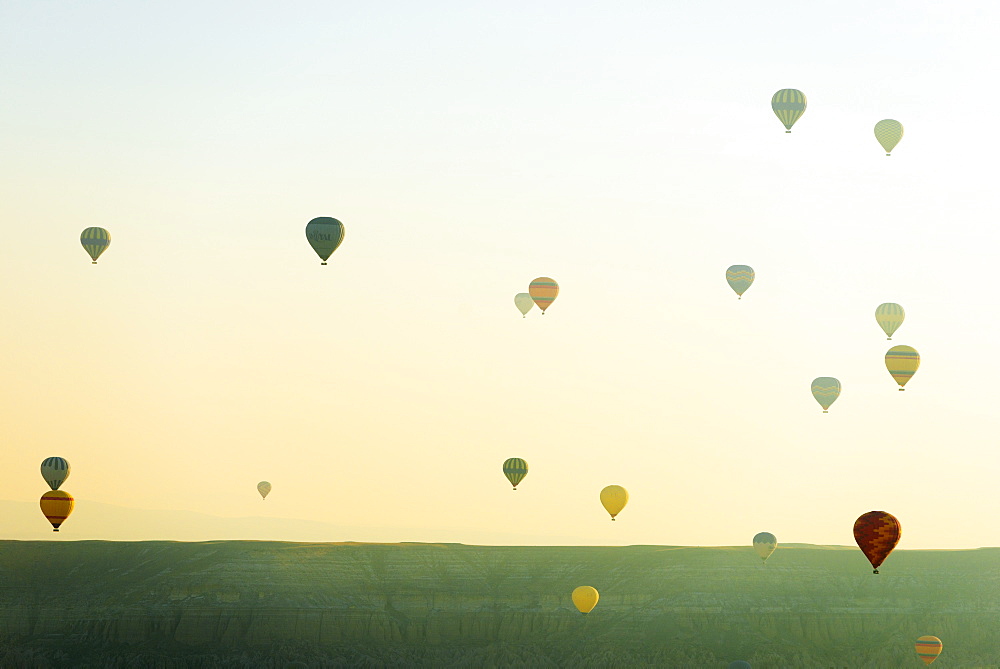 Balloon flight over Goreme, UNESCO World Heritage Site, Goreme, Cappadocia, Anatolia, Turkey, Asia Minor, Eurasia