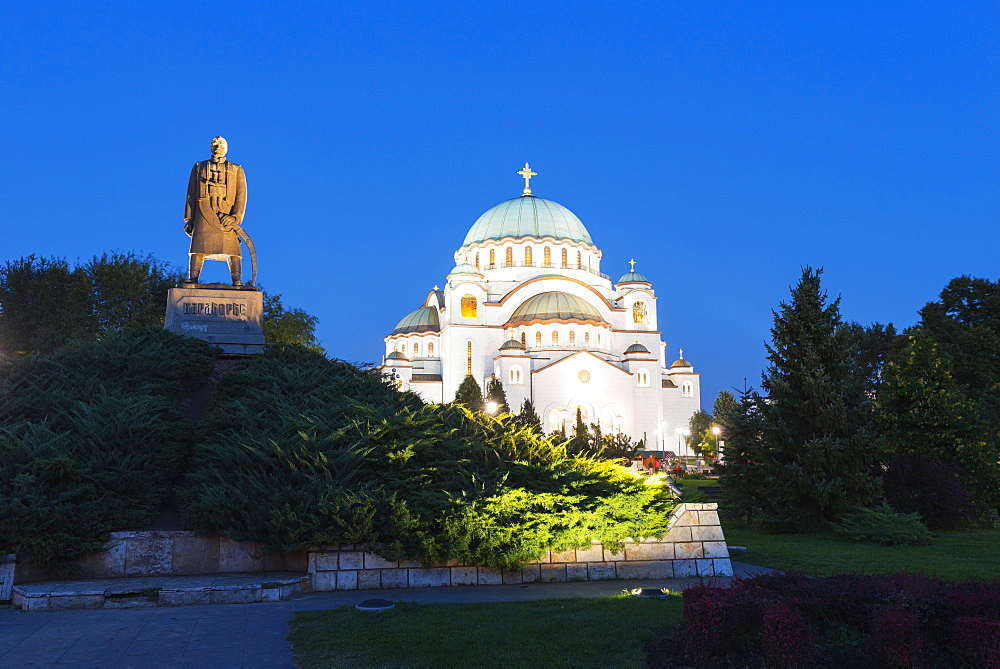 St. Sava Orthodox Church, built 1935 and Karadjordje (Serbian political leader) statue, Belgrade, Serbia, Europe