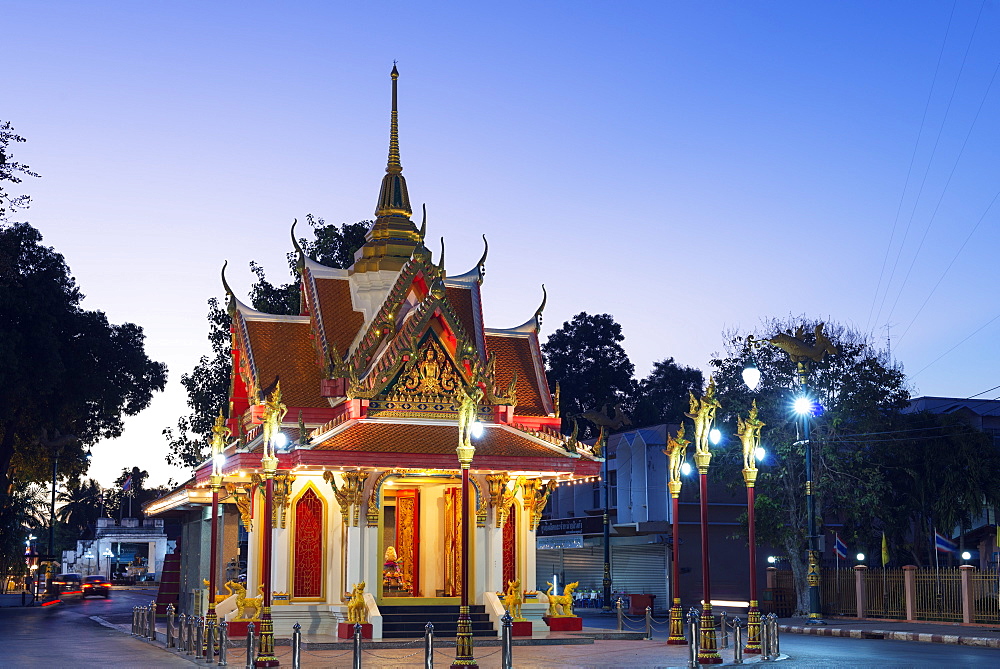 City gate, Kanchanaburi, Thailand, Southeast Asia, Asia