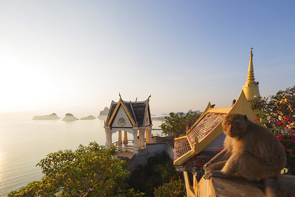 Wat Thammikaram Worawihan temple, Khao Chong Krajok, Prachuap Kiri Khan, Thailand, Southeast Asia, Asia