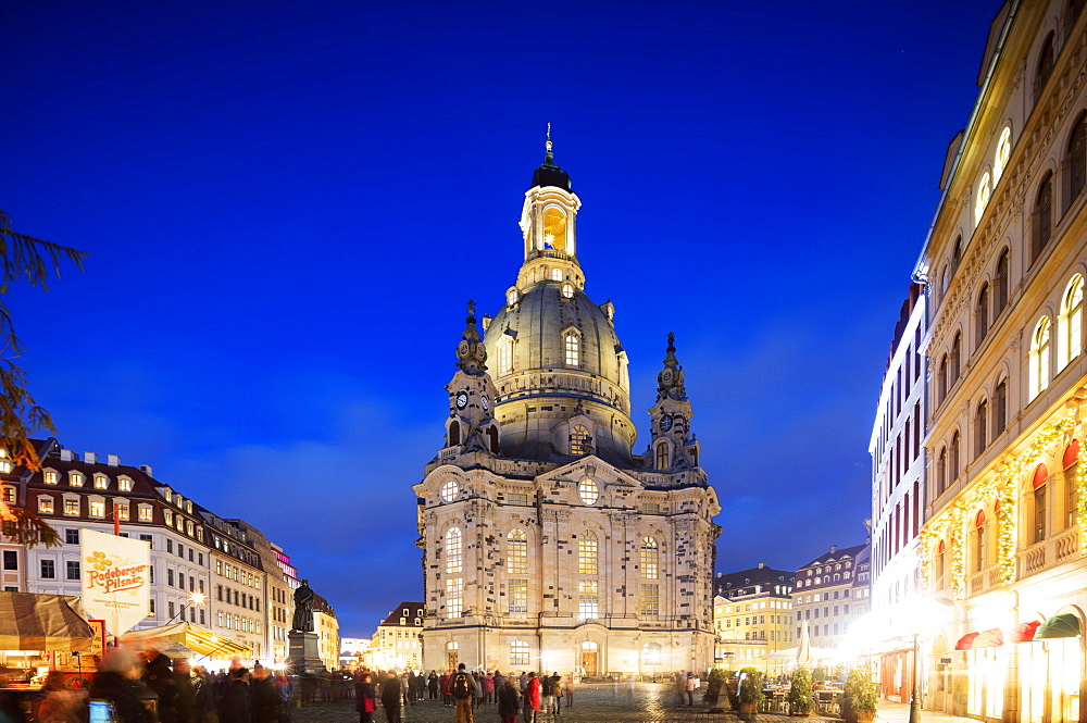 Neumarkt, Frauenkirche (Church of Our Lady) and statue of Martin Luther, Dresden, Saxony, Germany, Europe