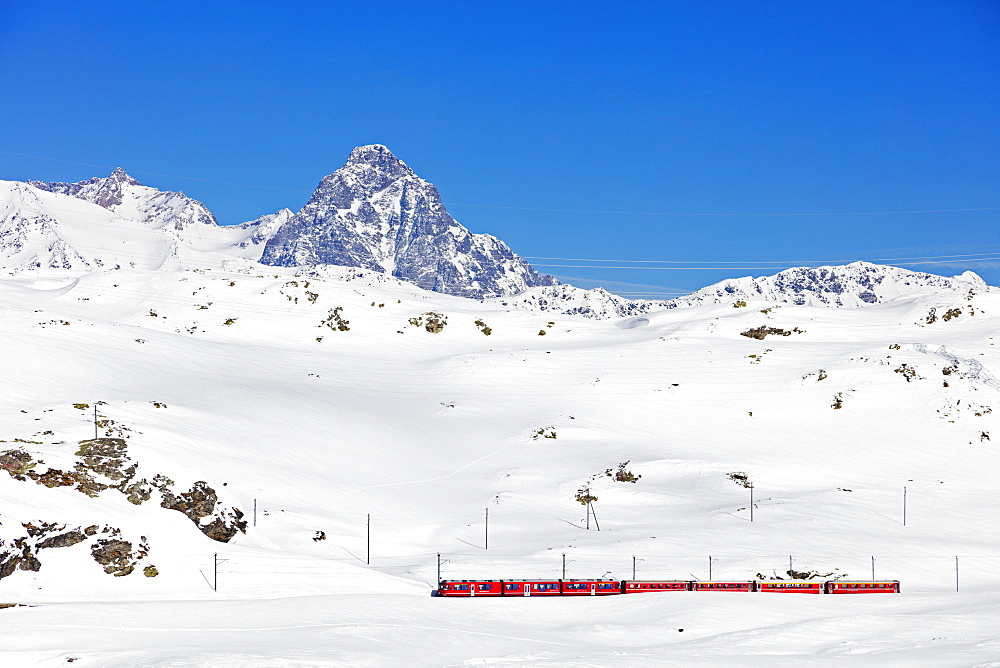 Rhaetian Railway near Albula Bernina Pass, UNESCO World Heritage Site, Engadine, Switzerland, Europe