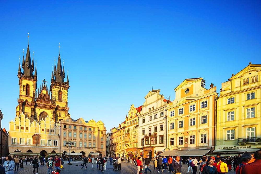 Old Town Square, Church of Our Lady Before Tyn, Prague, UNESCO World Heritage Site, Bohemia, Czech Republic, Europe