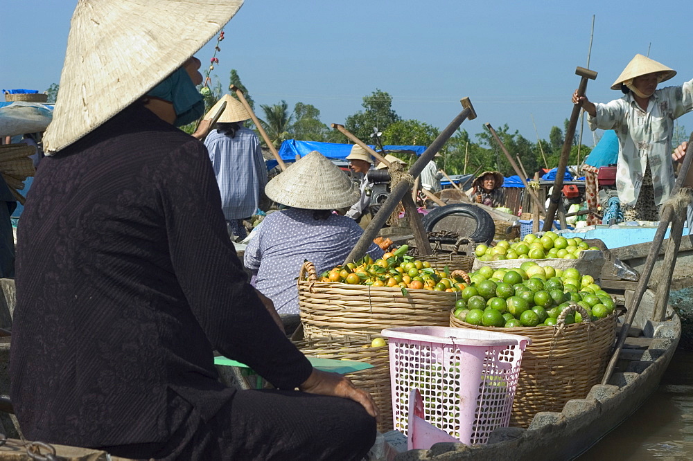 Floating market, Cantho, Mekong Delta, Southern Vietnam, Southeast Asia, Asia