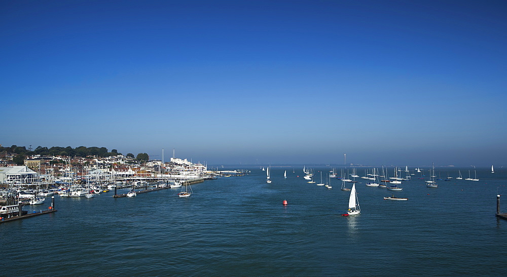 Harbour entrance to Cowes, Isle of Wight, England, United Kingdom, Europe