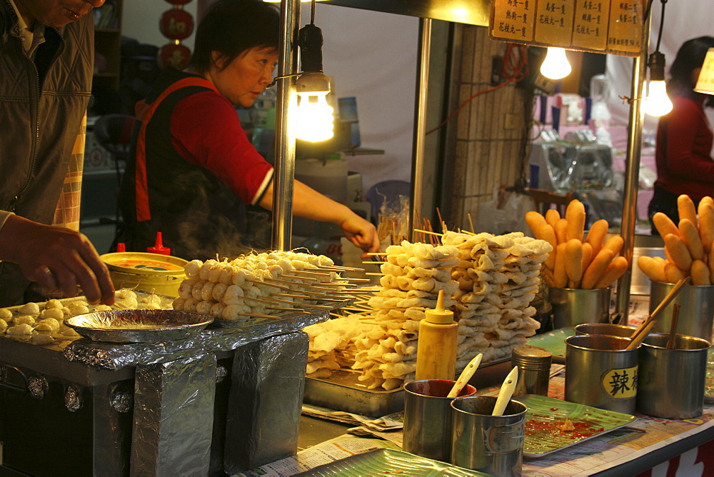 A food vendor at Danshui Street, Taipei, Taiwan