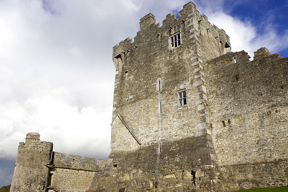 Ross castle on Loch Lein, Killarney National Park, Republic of Ireland, Europe