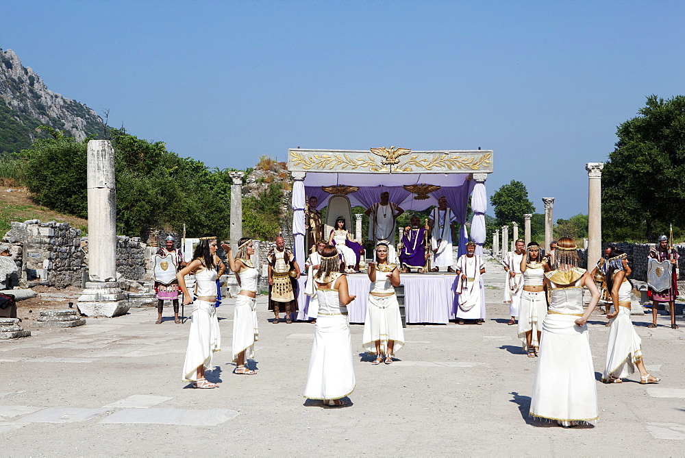 Cleopatra visiting ancient Ephesus, Anatolia, Turkey, Asia Minor, Eurasia