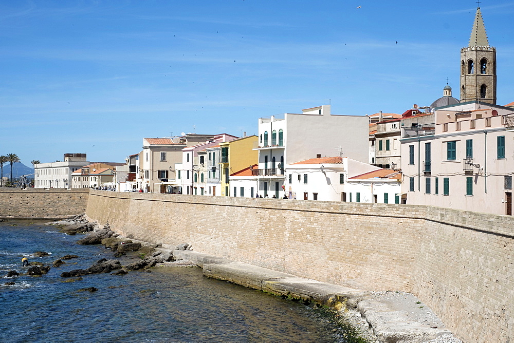 The sea promenade of Alghero, Sardinia, Italy, Mediterranean, Europe