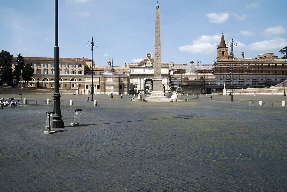 Piazza del Popolo, deserted due to the 2020 Covid-19 lockdown restrictions, Rome, Lazio, Italy, Europe