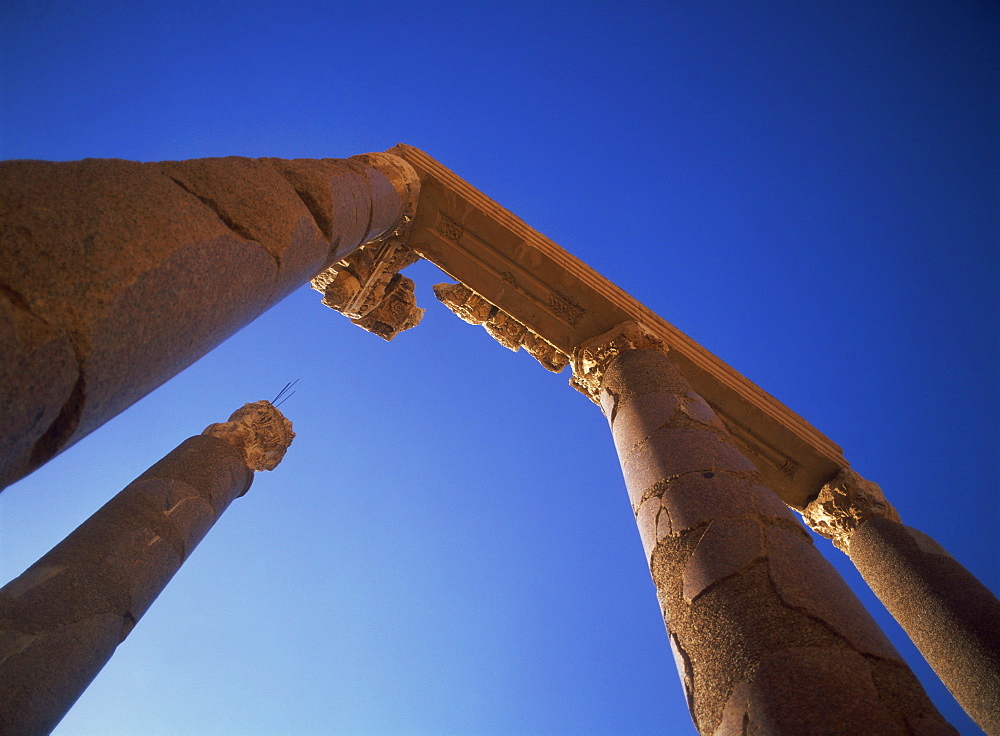 Temple of Jupiter, Baalbek, UNESCO World Heritage Site, Lebanon, Middle East