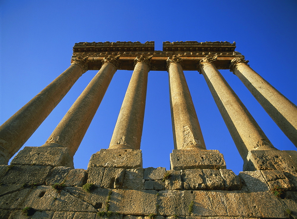 Temple of Jupiter, Baalbek, UNESCO World Heritage Site, Lebanon, Middle East