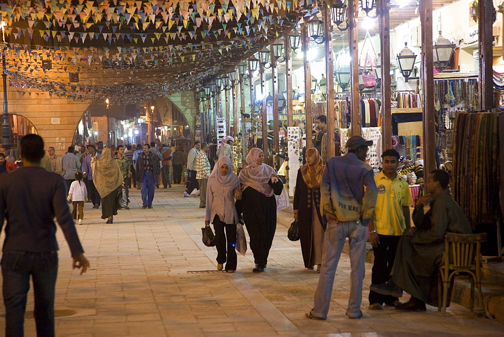 Aswan market, Aswan, Egypt, North Africa, Africa