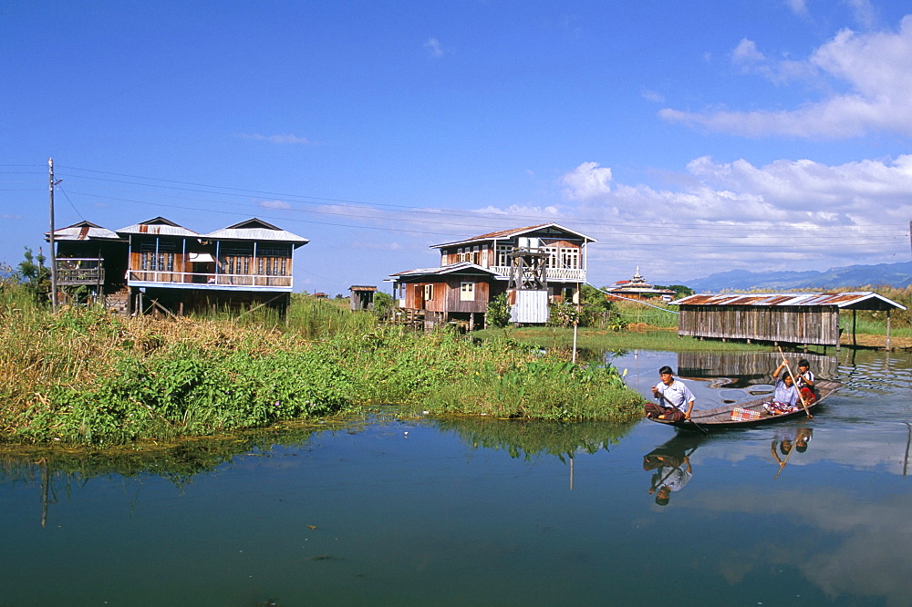 Village, Inle Lake, Shan State, Myanmar (Burma), Asia