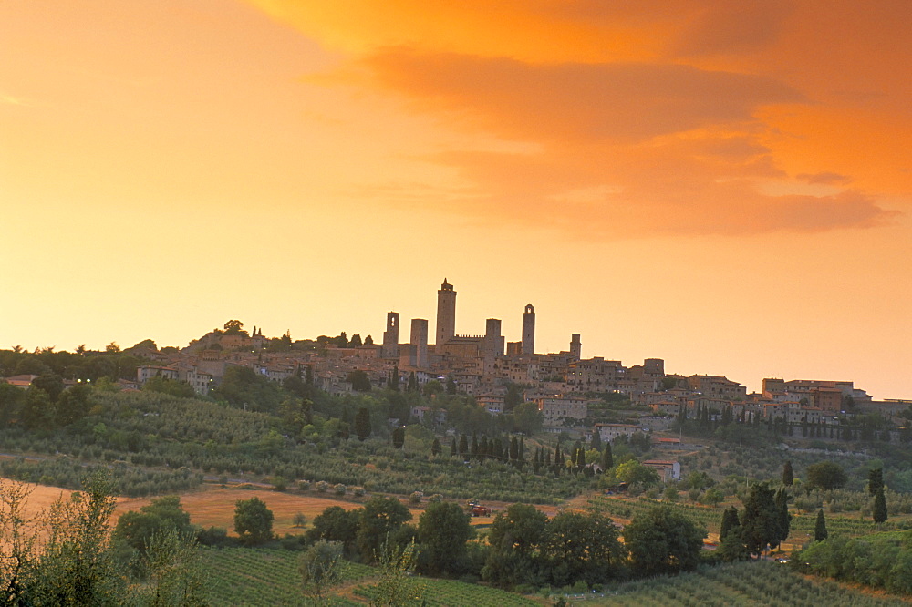 San Gimignano at sunset, Siena province, Tuscany, Italy, Europe