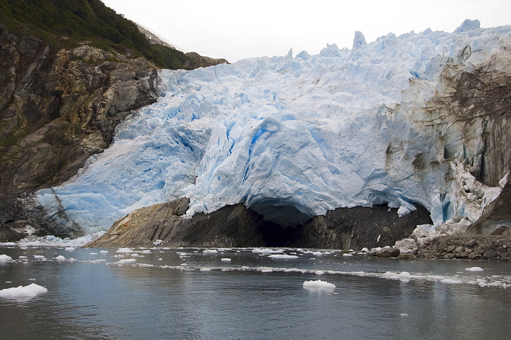 Garibaldi Glacier, Darwin National Park, Tierra del Fuego, Patagonia, Chile, South America