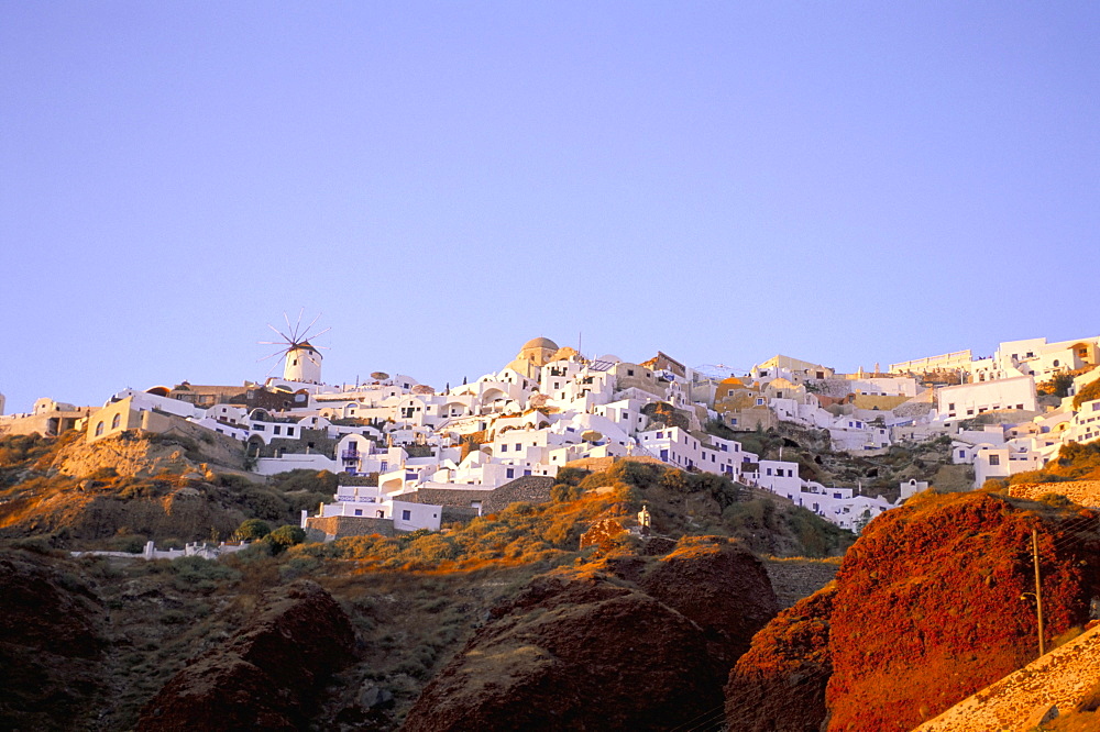 Oia (Ia), island of Santorini (Thira), Cyclades Islands, Aegean, Greek Islands, Greece, Europe