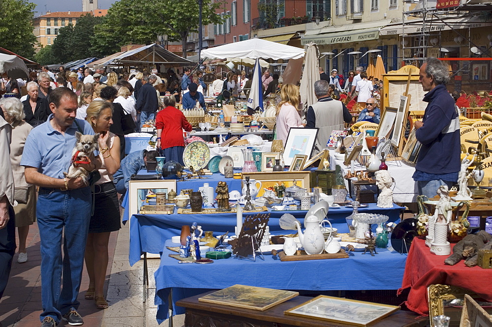 Marche a la Broquante, Cours Saleya, Nice, Alpes Maritimes, Provence, Cote d'Azur, French Riviera, France, Europe