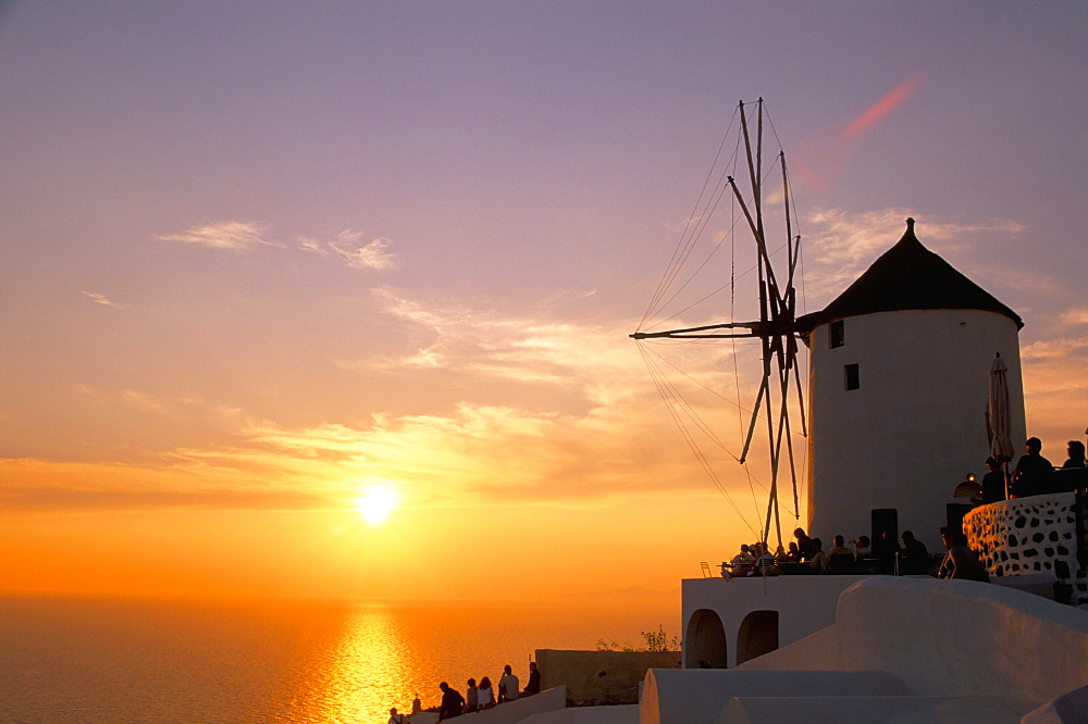 Oia (Ia), island of Santorini (Thira), Cyclades Islands, Aegean, Greek Islands, Greece, Europe