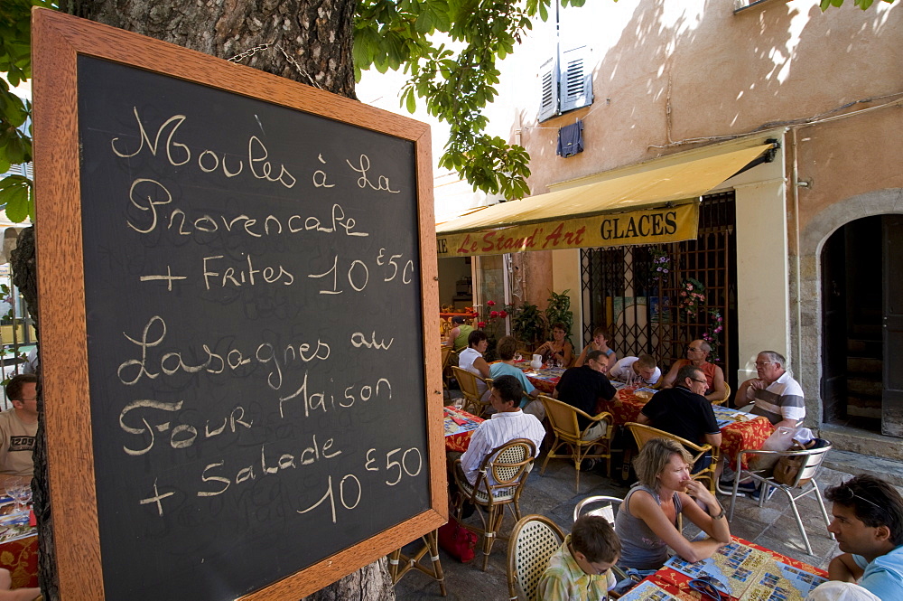 Outdoor caf•À?, Grasse, Alpes-Maritimes, Provence, France, Europe