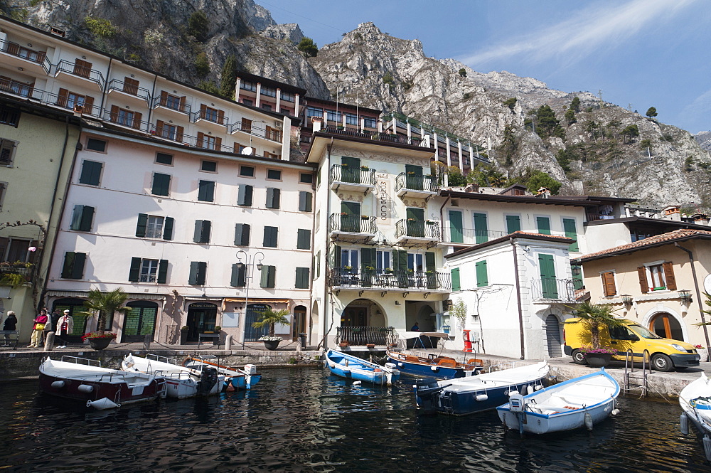 Limone del Garda, Lake Garda, Lombardy, Italian Lakes, Italy, Europe