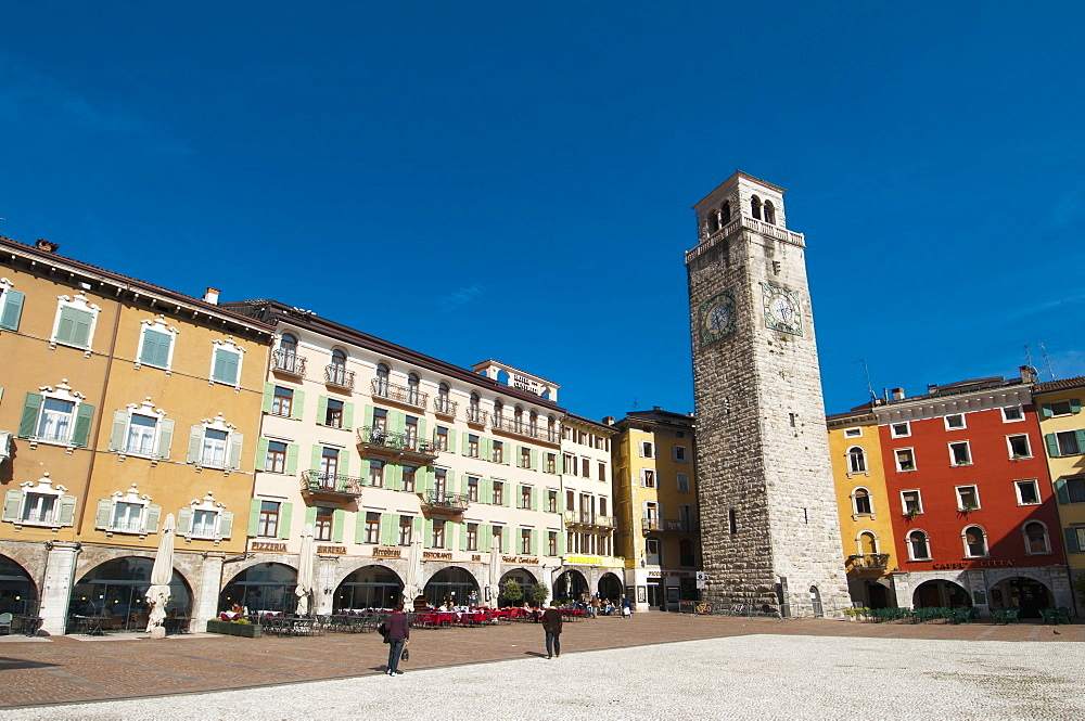 Apponale Tower, Piazza 3 Novembre, Riva del Garda, Lago di Garda, Trentino-Alto Adige, Italy, Europe