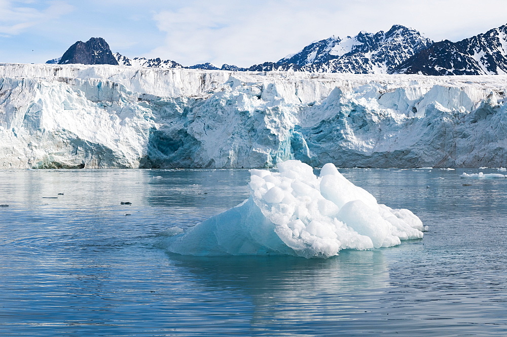 Lilliehook Glacier, Spitzbergen, Svalbard Islands, Norway, Scandinavia, Europe 