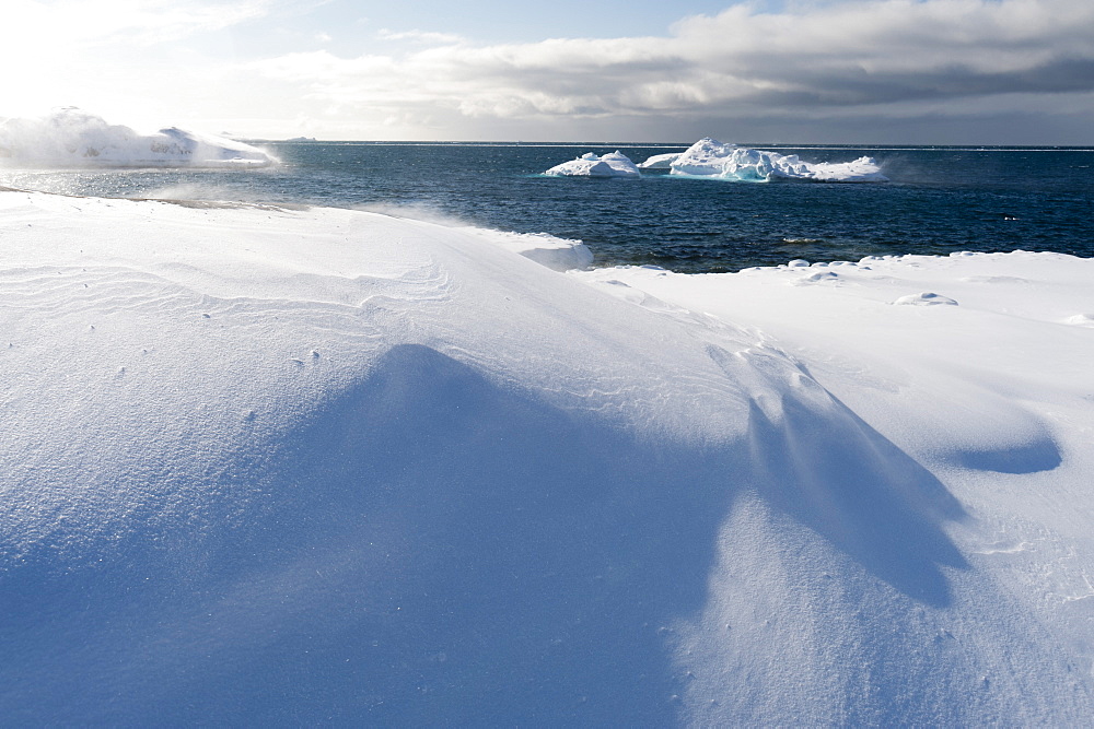 Icebergs along the coastline of Ilulissat, Greenland, Denmark, Polar Regions