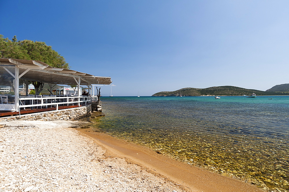 Captain Pipinos Tavern in Agios Georgios, Antiparos island, Southern Aegean sea, Cyclades, Greek Islands, Greece, Europe