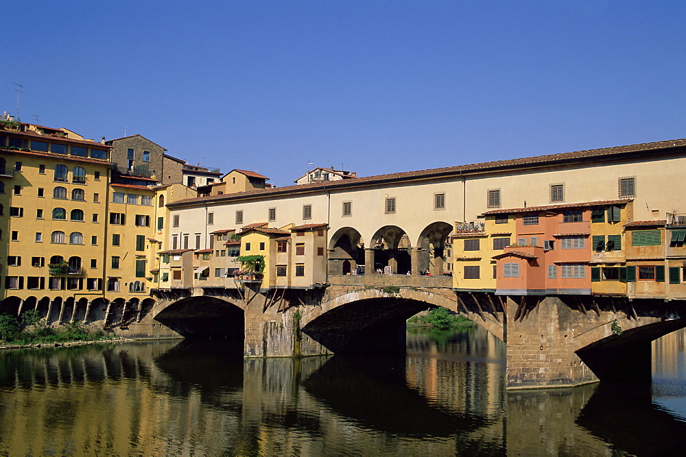 Ponte Vecchio over the Arno River, Florence, UNESCO World Heritage site, Tuscany, Italy, Europe