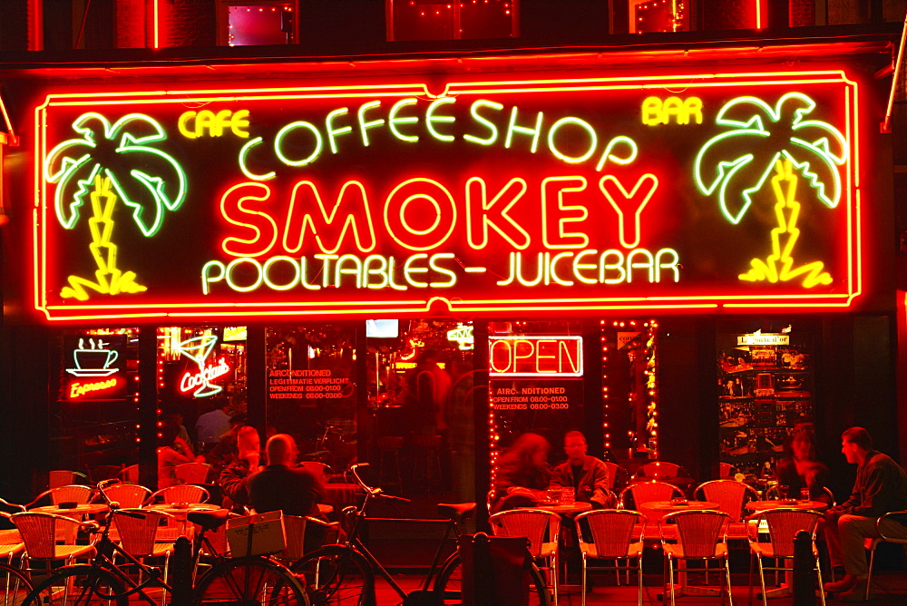 Coffeeshop, Rembrandtsplein, Amsterdam, The Netherlands (Holland), Europe