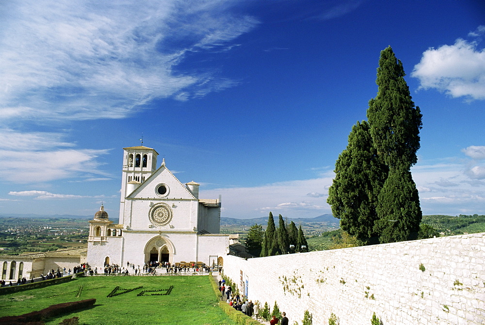 Basilica di San Francesco, where the body of St. Francis was placed in 1230, Assisi, UNESCO World Heritage Site, Umbria, Italy, Europe