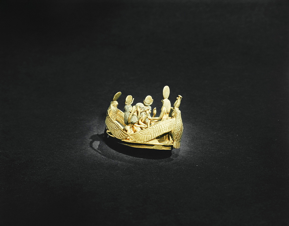 Bezel of a ring showing the king venerating the sun-god, from the tomb of the pharaoh Tutankhamun, discovered in the Valley of the Kings, Thebes, Egypt, North Africa, Africa