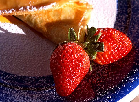 Crêpe souzette with strawberry jam, Italy