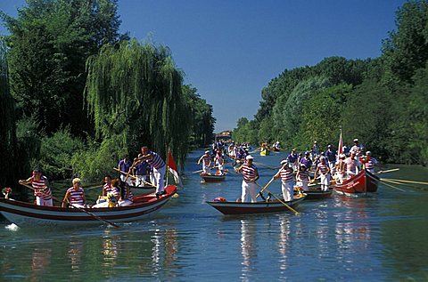 Historical regatta, Riviera del Brenta, Veneto, Italy