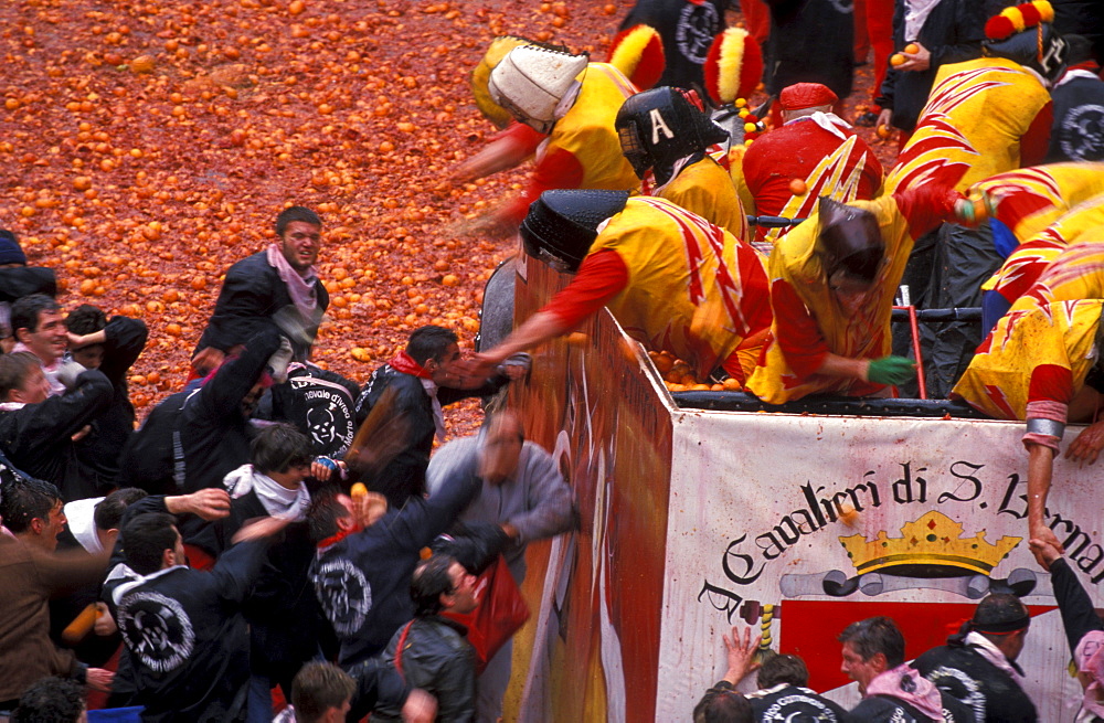 Battle of the oranges, Traditional carnival, Ivrea, Piedmont, Italy