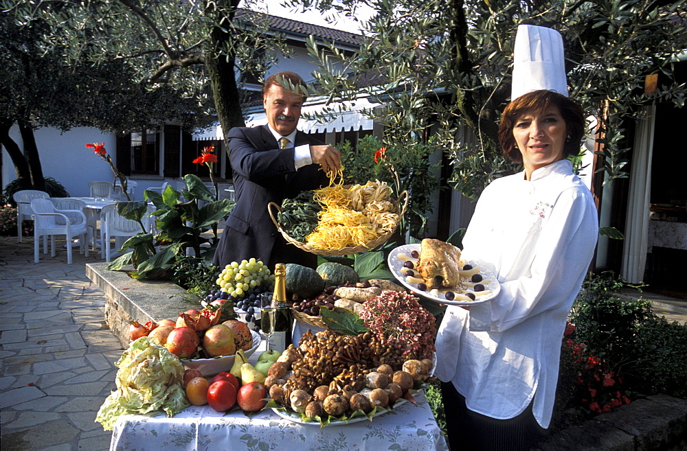 Paduan gastronomy, La Montanella restaurant, Arquà Petrarca, Veneto, Italy