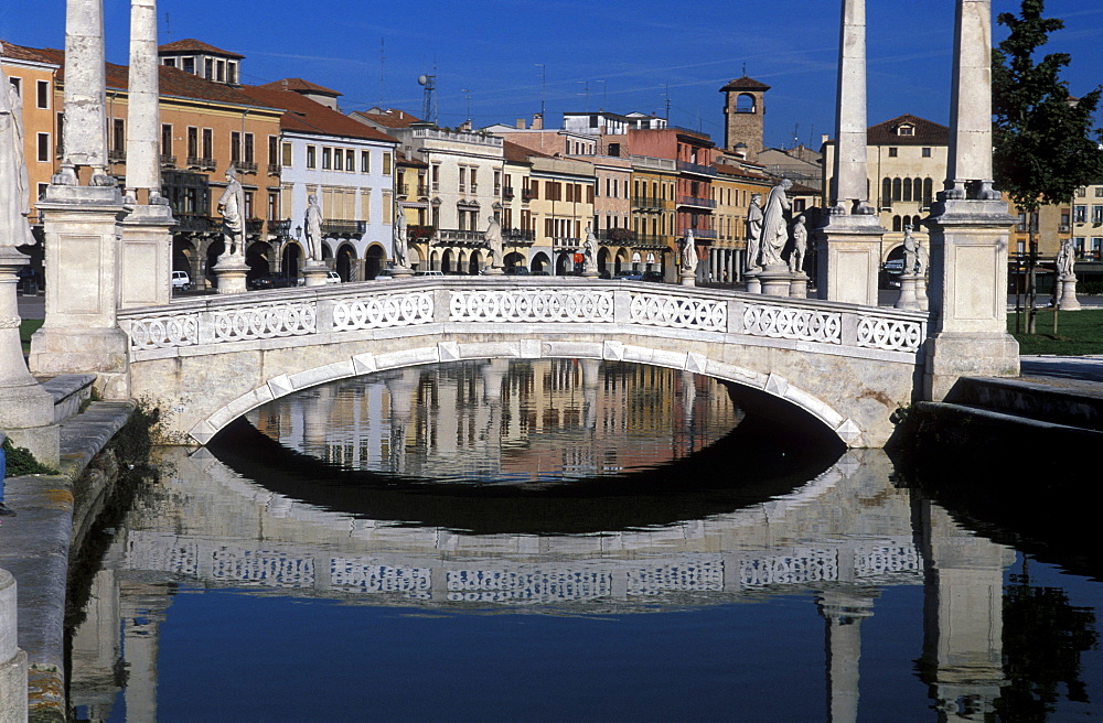 Prato della Valle, Padua, Veneto, Italy