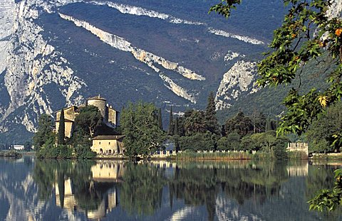 Lake and castle, Toblino, Trentino Alto-Adige, Italy 