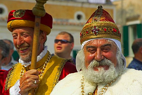 Doge of Venice mask, Repubbliche Marinare historical regatta, Atrani, Campania, Italy