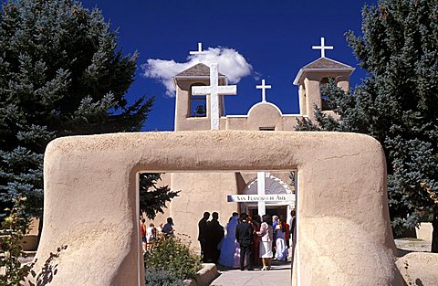 San Francisco de Asis mission church, Ranchos de Taos, New Mexico, United States of America, North America