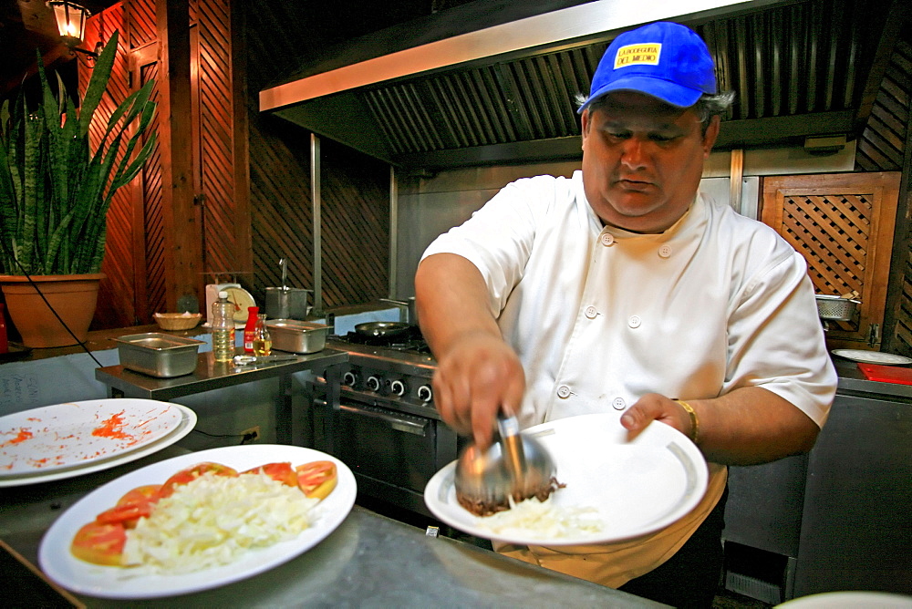 Chef, La Bodeguita del Medio restaurant, Habana, Havana, Cuba, West Indies, Central America